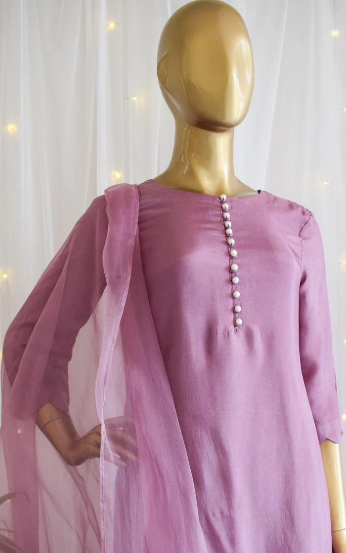 Orchid Kurta-Pant Set with Organza Dupatta (2)